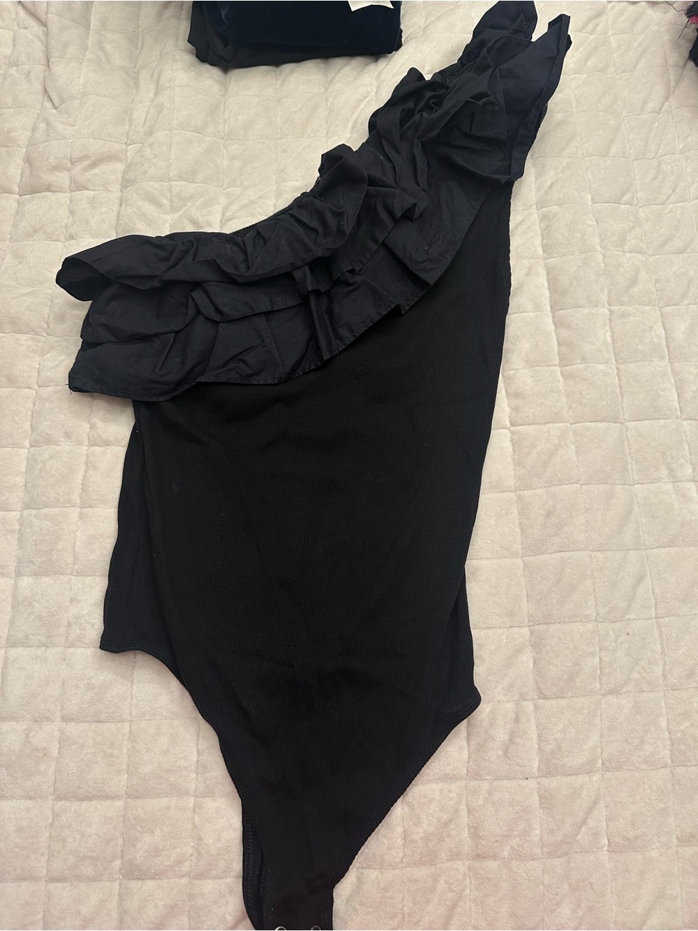 Express Black One-Shoulder Poplin Ruffle Ribbed Bodysuit S - Picture 6 of 8